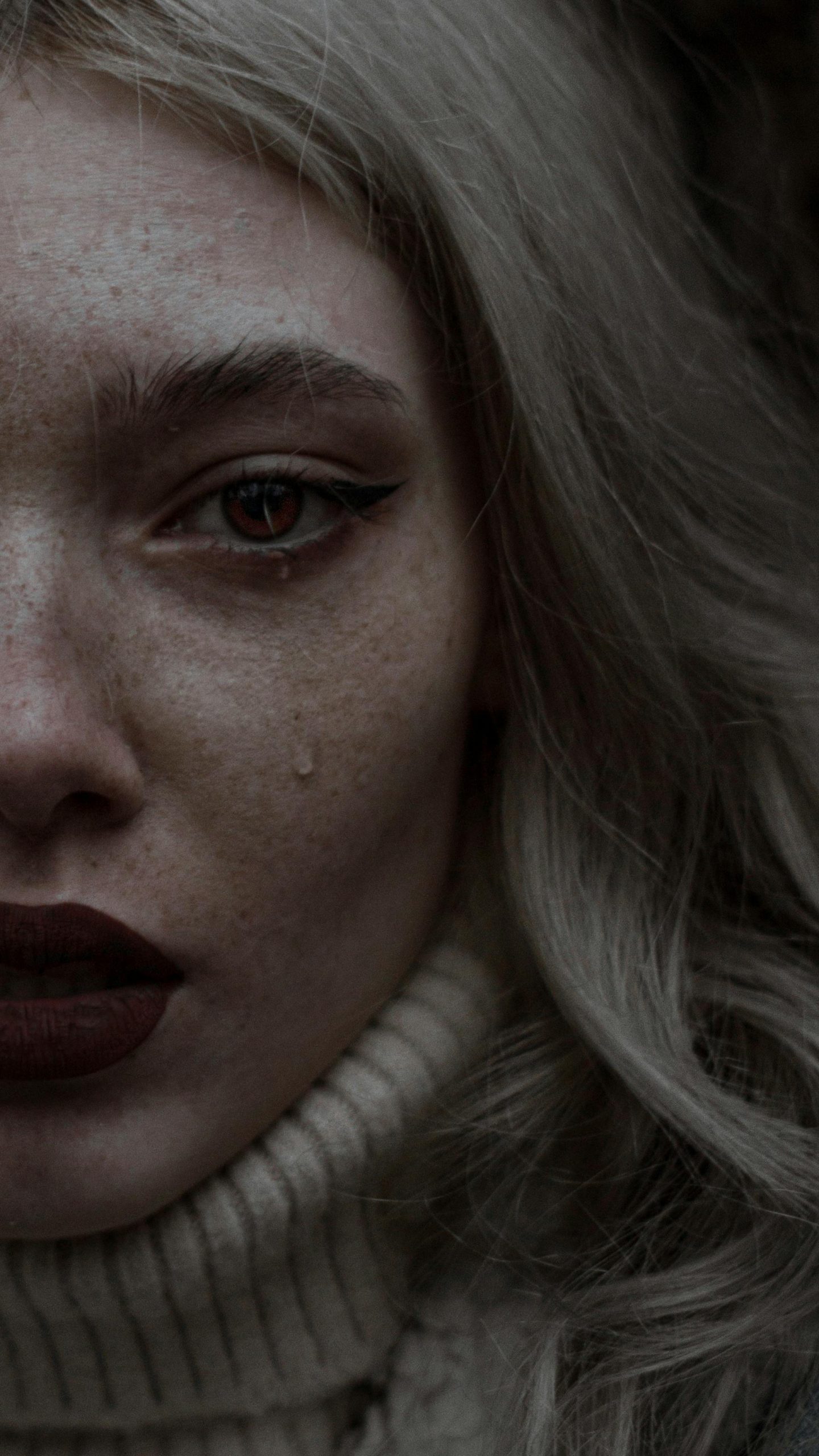 A woman crying happy tears | Source: Pexels