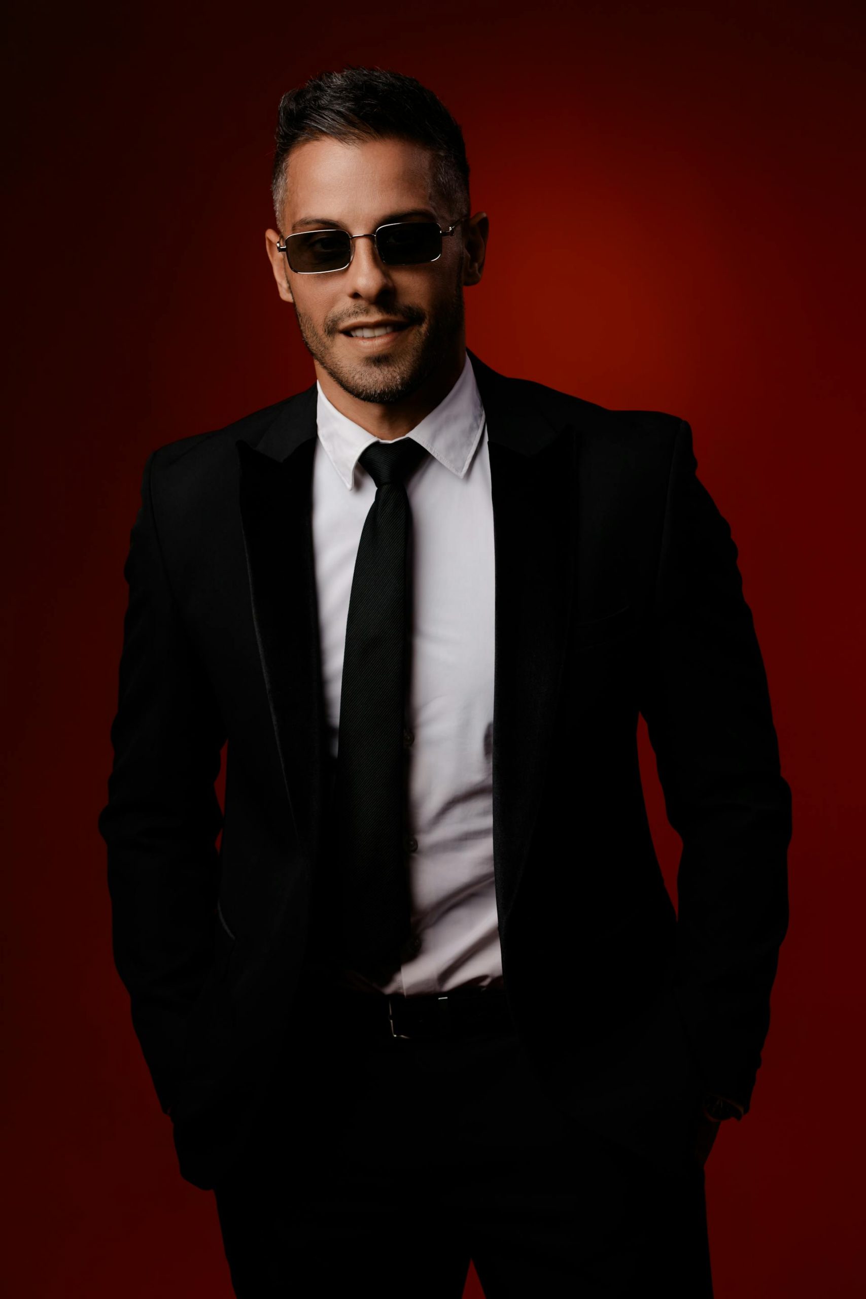 A man smiling at someone | Source: Pexels