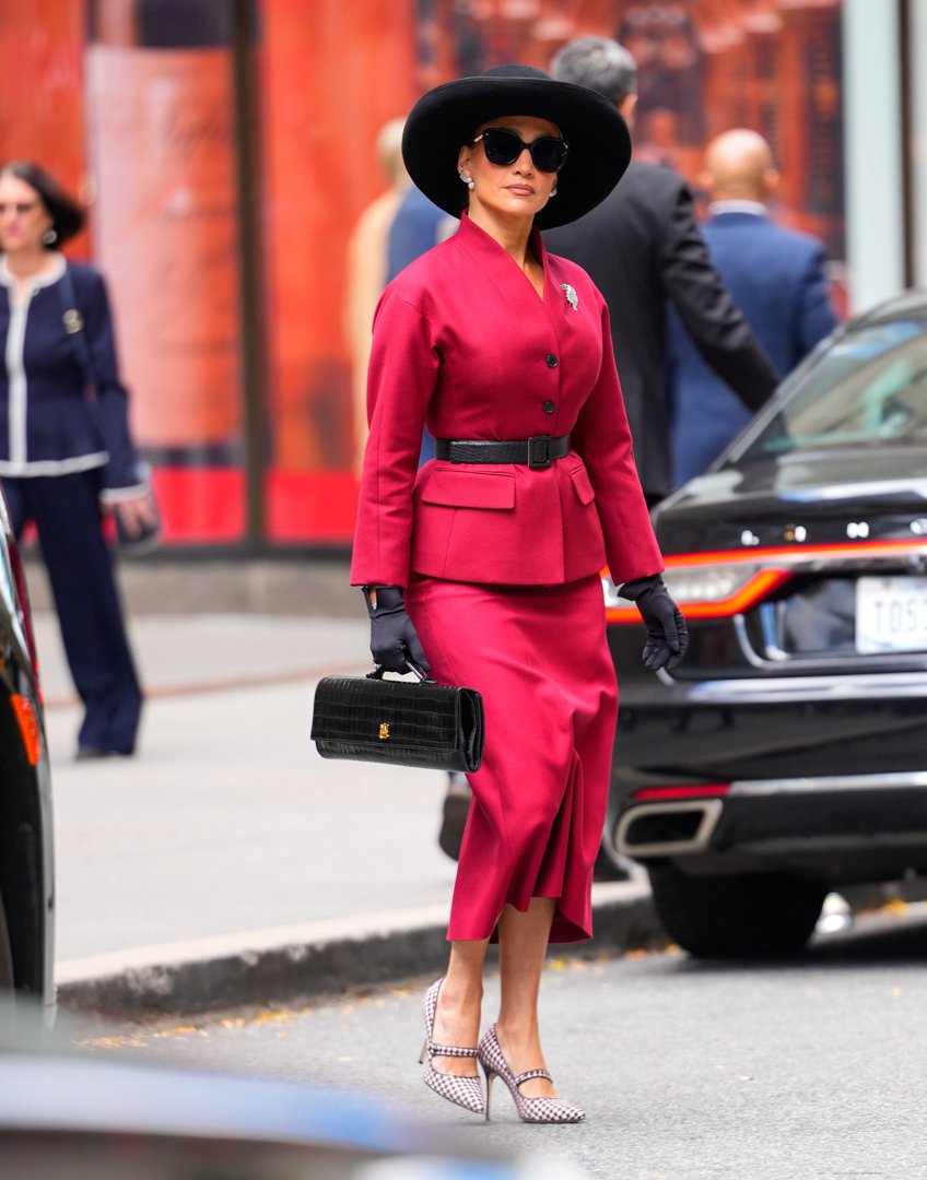 Jennifer Lopez is seen filming