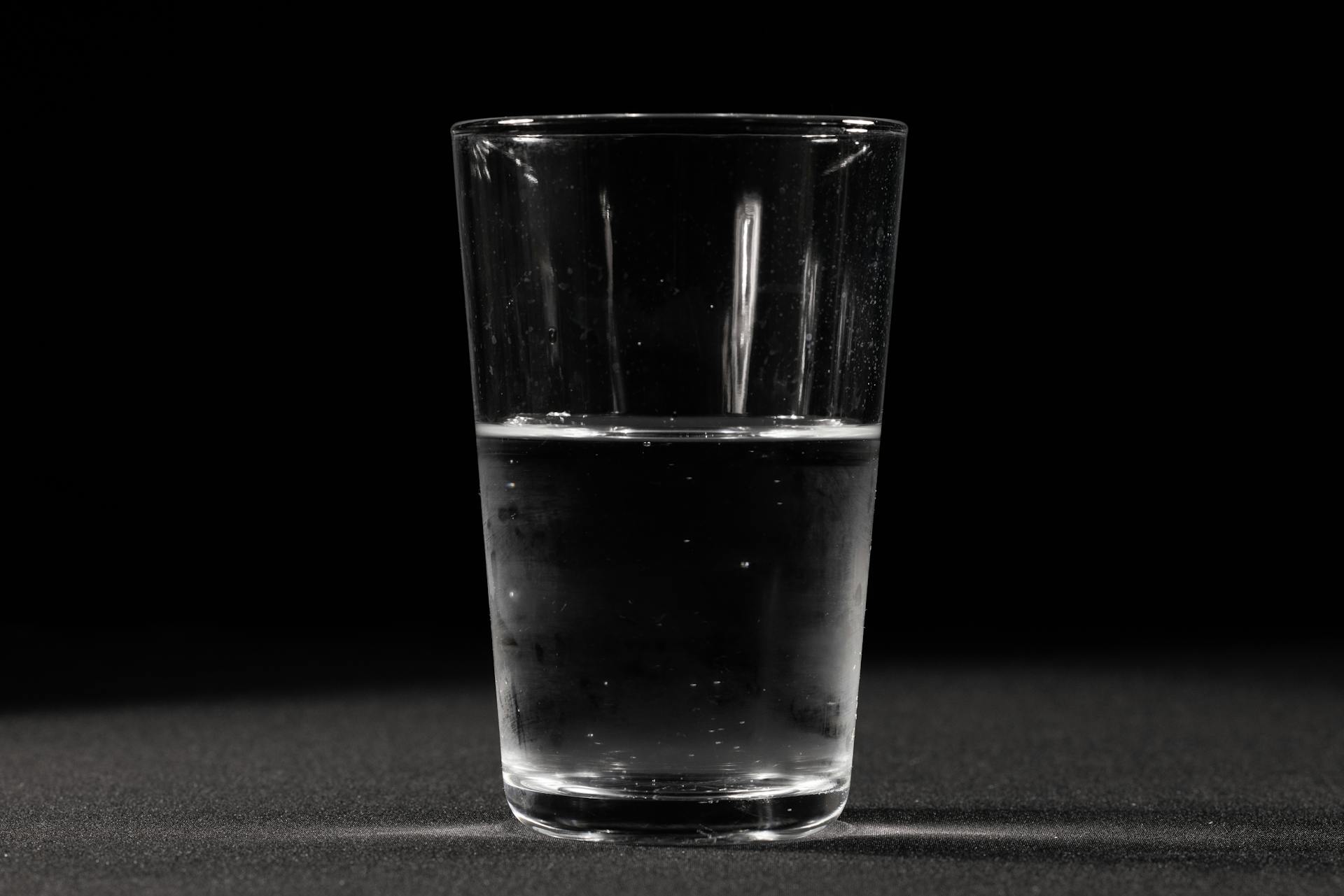 A glass of water | Source: Pexels