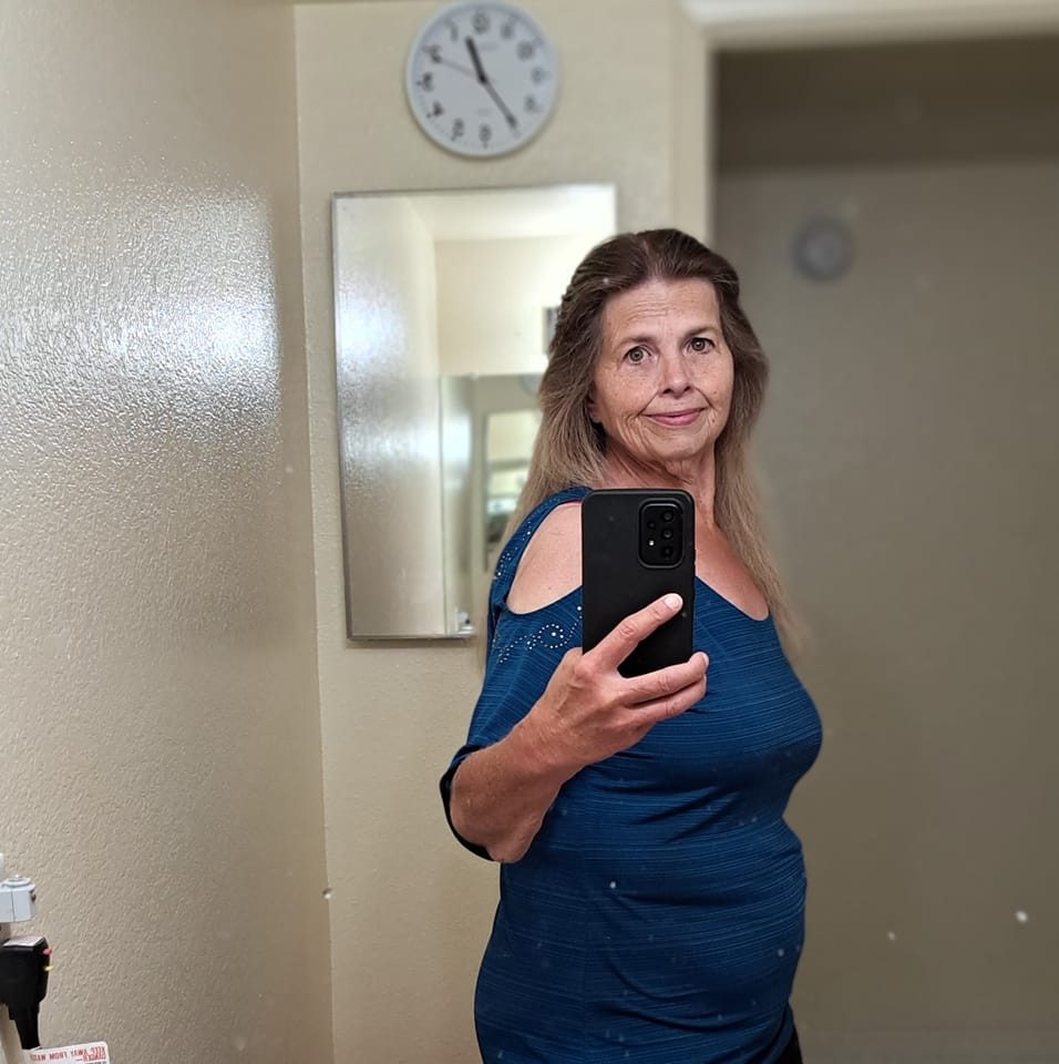 Pauline Potter poses for a selfie, dated 25 September 2025. | Source: Facebook/Pauline Potter