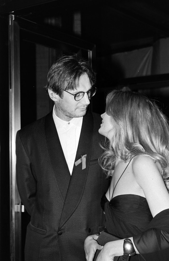 Natasha Richardson and Liam Neeson attend a Council of Fashion Designers of America event at Lincoln Center on 2 February 1993 in New York City. | Source: Getty Images