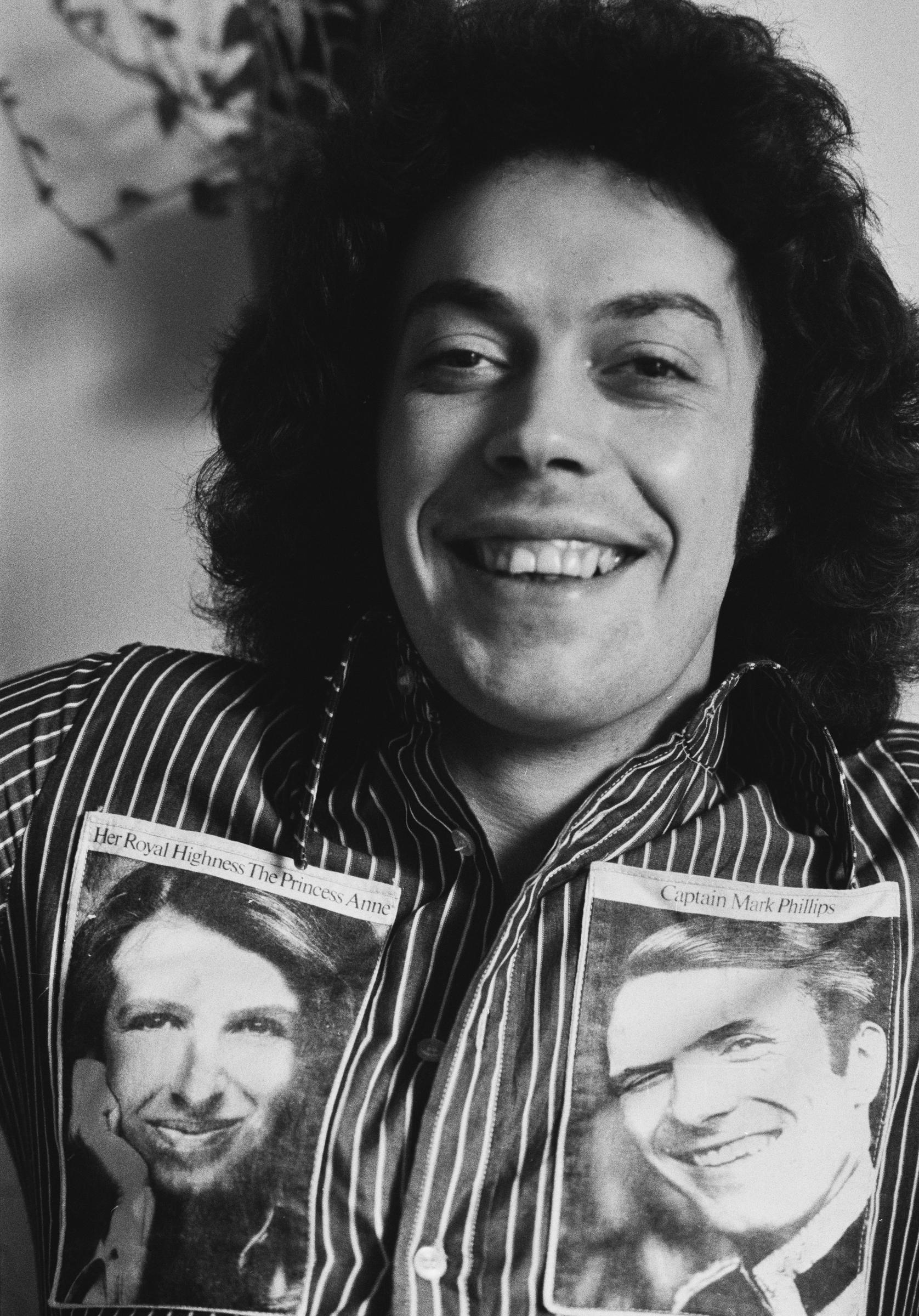 Tim Curry photographed in England on January 23, 1974. | Source: Getty Images