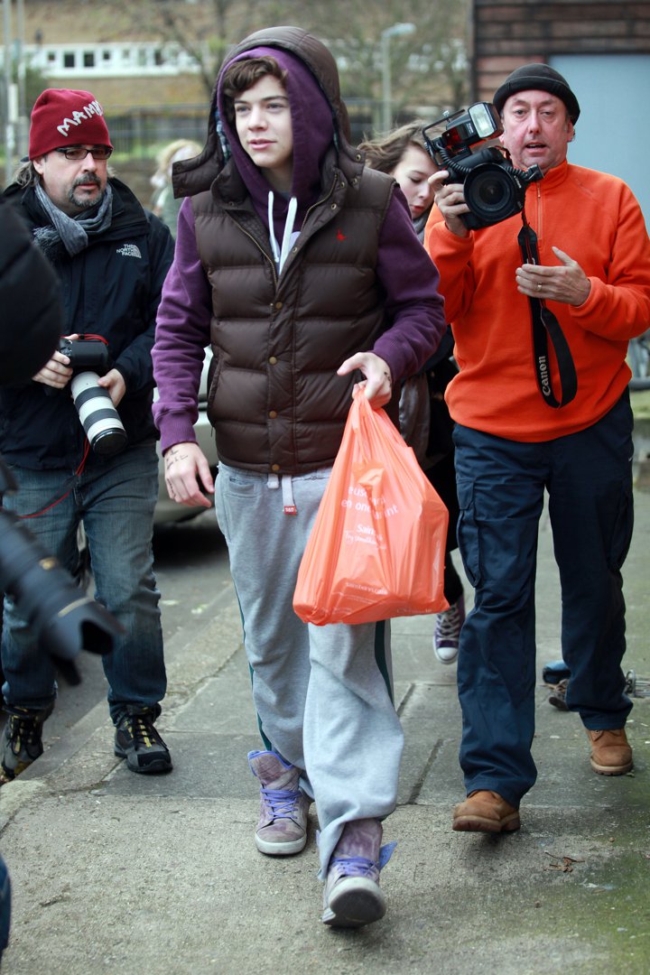 Harry Styles sighted at recording studio on November 29, 2010, in London, England. | Source: Getty Images