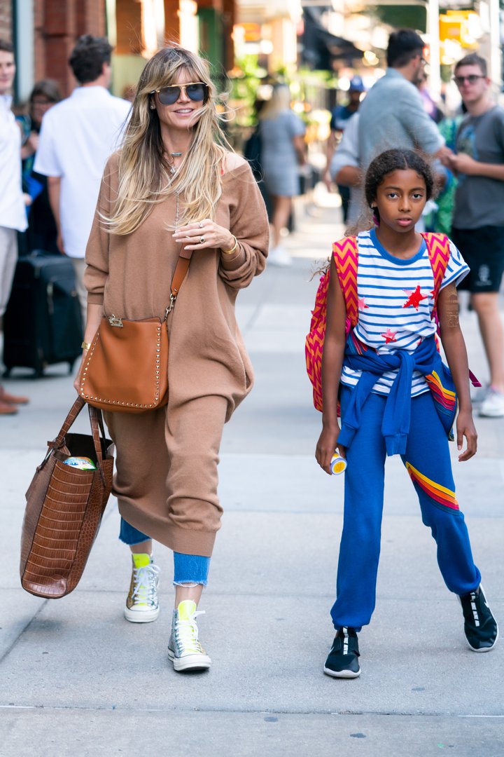 Lou Samuel walks beside Heidi Klum in matching neutral tones in Tribeca, New York City, on June 21, 2019 | Source: Getty Images