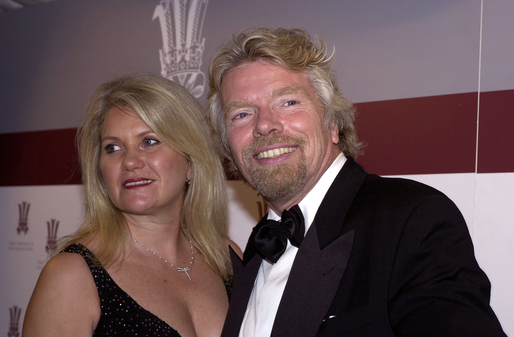 Joan Templeman and Richard Branson at The Prince's Foundation Gala Dinner in London, England, 2000. | Source: Getty Images
