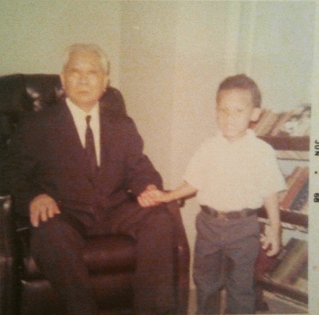 The actor during childhood, posing with his grandfather, from a post dated May 26, 2020 | Source: Instagram/khalilkain