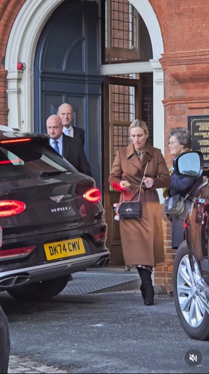 A screengrab of a video posted on 21 November 2025. | Source: Instagram/kingsguardchannel