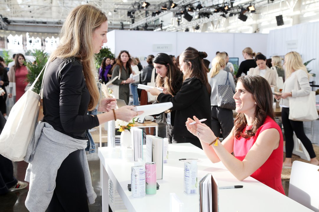 Tatiana Schlossberg attends her book signing at the In goop Health Summit San Francisco at Craneway Pavilion on November 16, 2019 in Richmond, California | Source: Getty Images