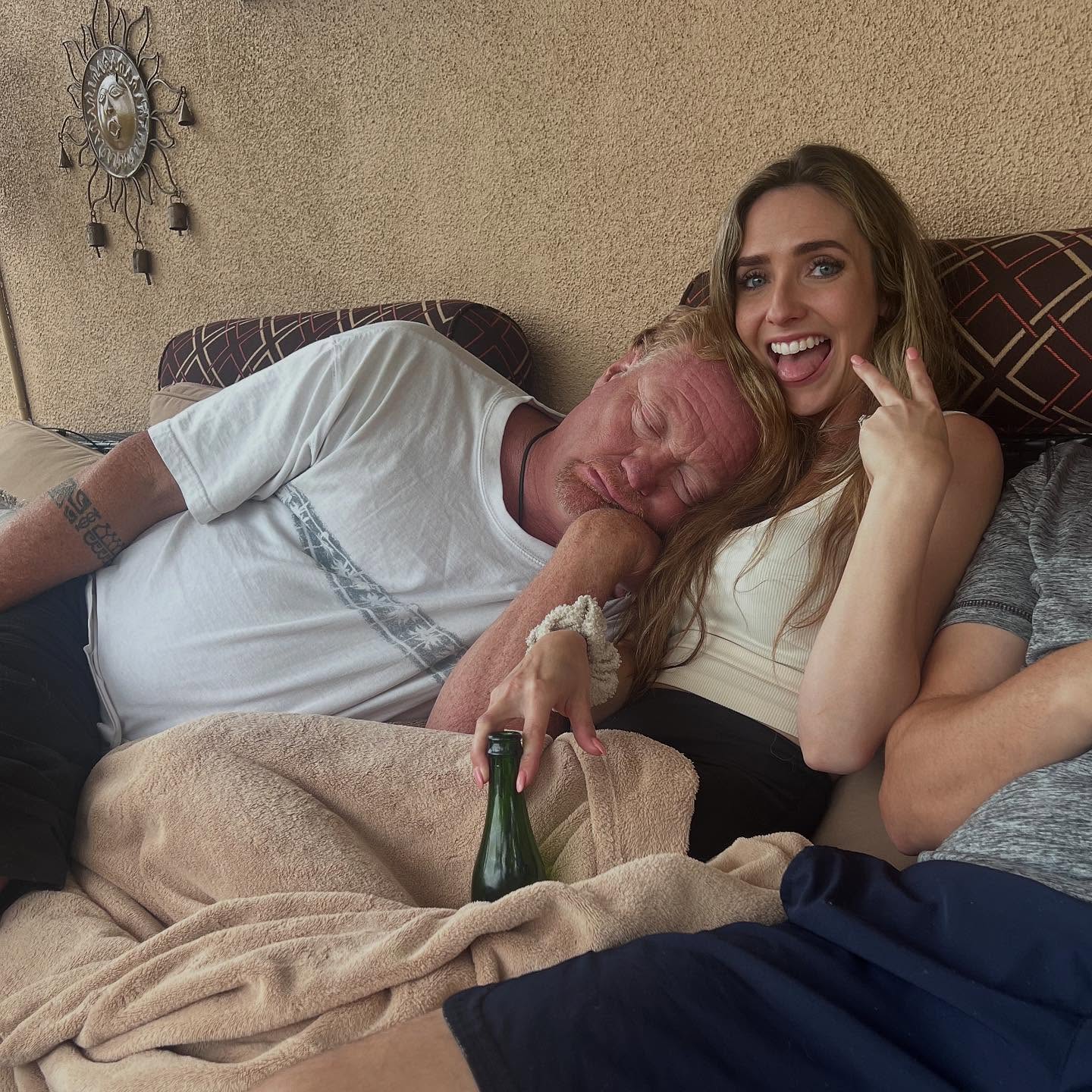 Eric and Kelly Cordes, seen in a post dated December 2, 2025 | Source: Facebook/kelly.cordes.1