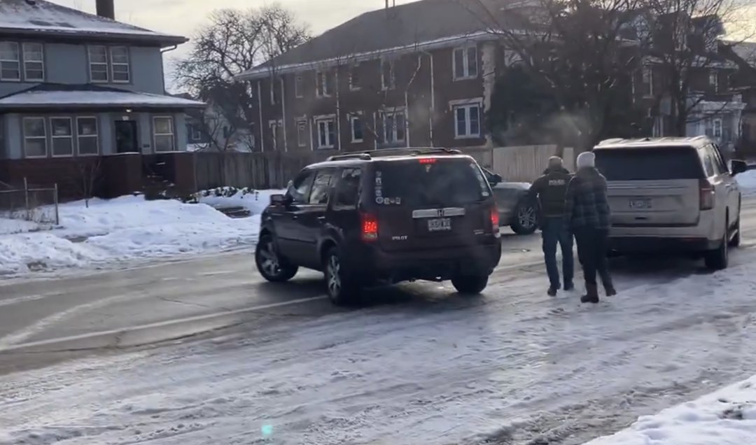 Renee Nicole Good's vehicle is seen blocking the road on January 7, 2026 | Source: X/maxnesterak