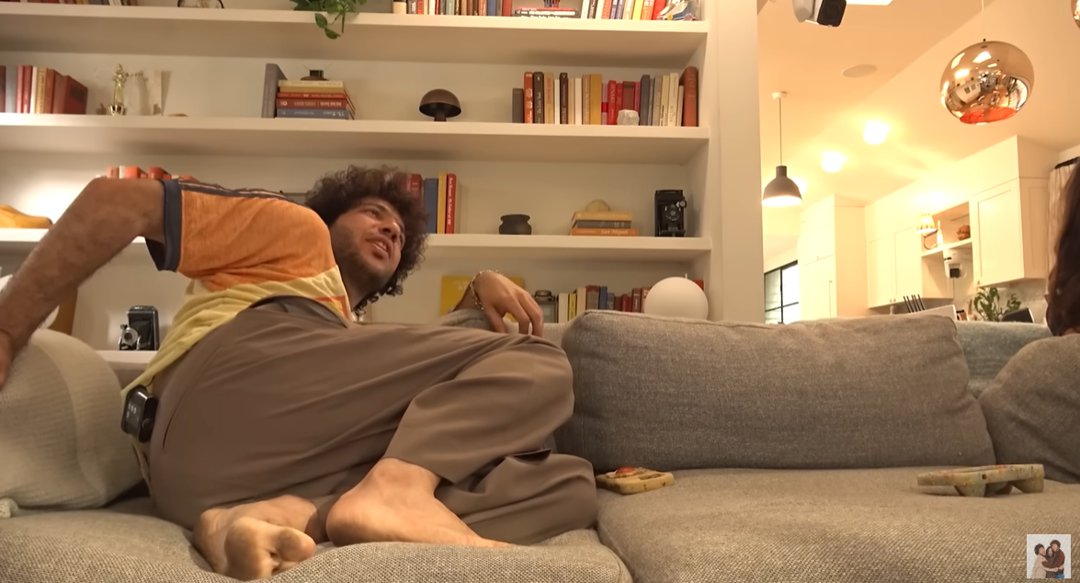 Fans zero in on Benny Blanco's feet as he releases a fart. | Source: YouTube/FriendsKeepSecrets