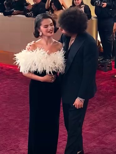 Selena Gomez and Benny Blanco sharing a sweet moment at the event. | Source: Facebook/Entertainment Tonight