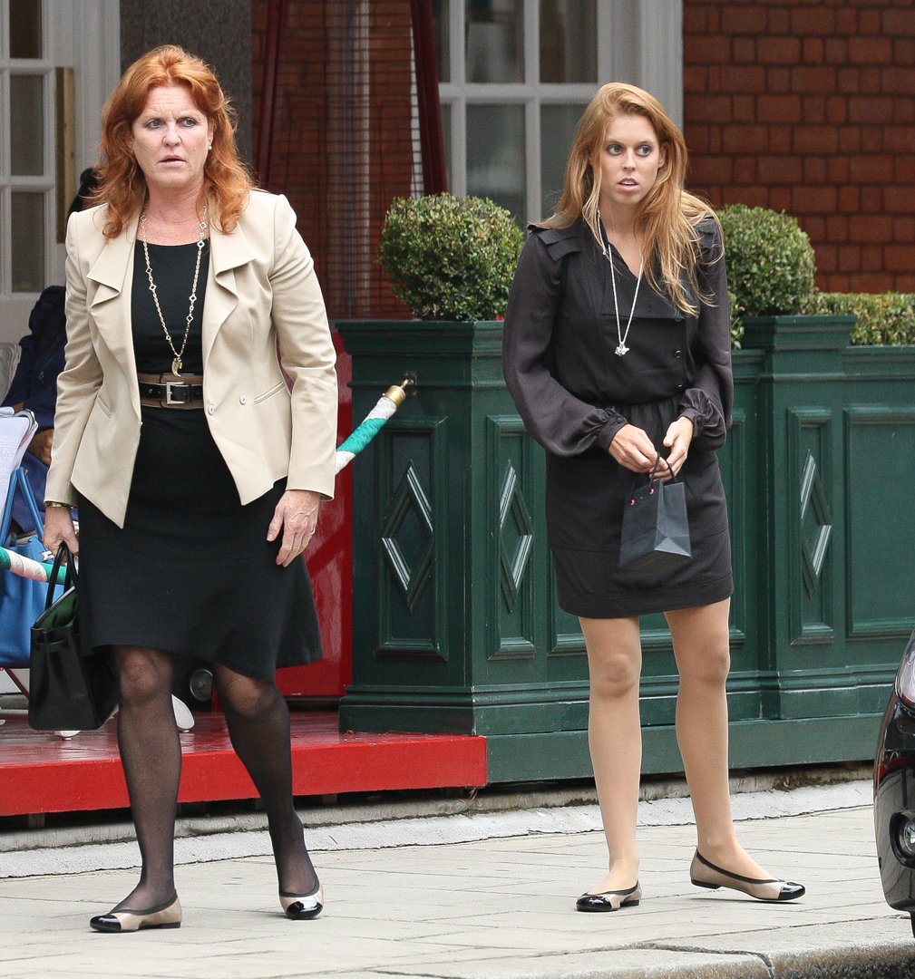 Sarah Ferguson and Princess Beatrice at Harry's Bar on September 9, 2011, in London, England. | Source: Getty Images