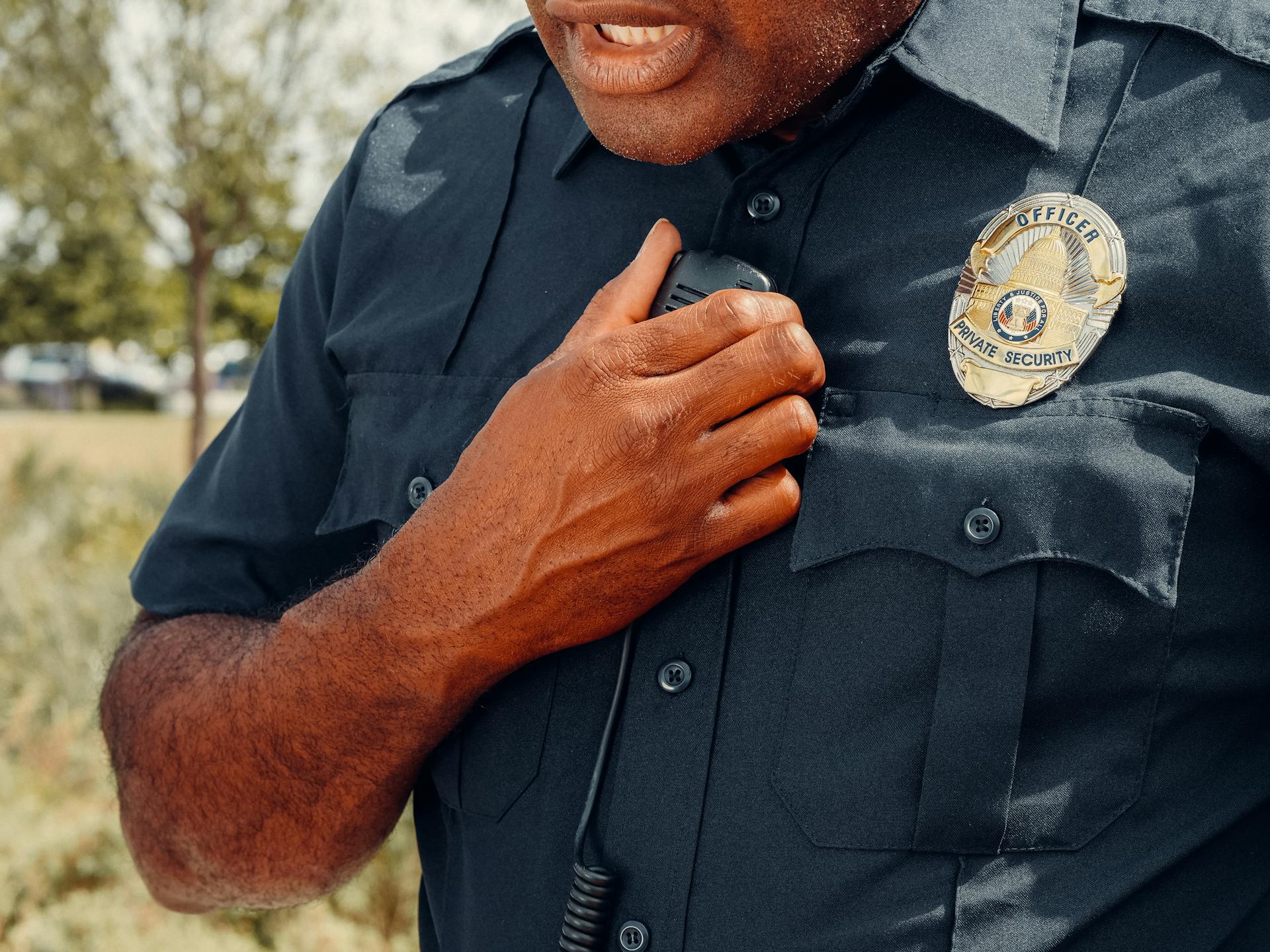 A close-up shot of a man in a uniform | Source: Pexels