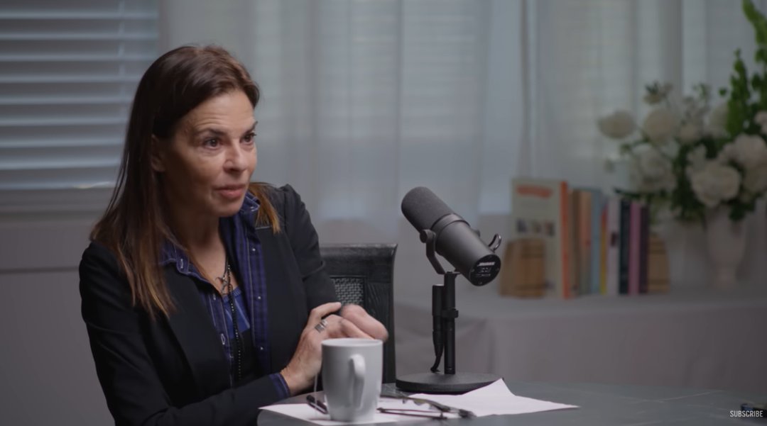 Dr. Orna Guralnik speaks during the podcast discussion on emotional edges, sharing insights on long-term relationships. | Source: YouTube/michelleobama