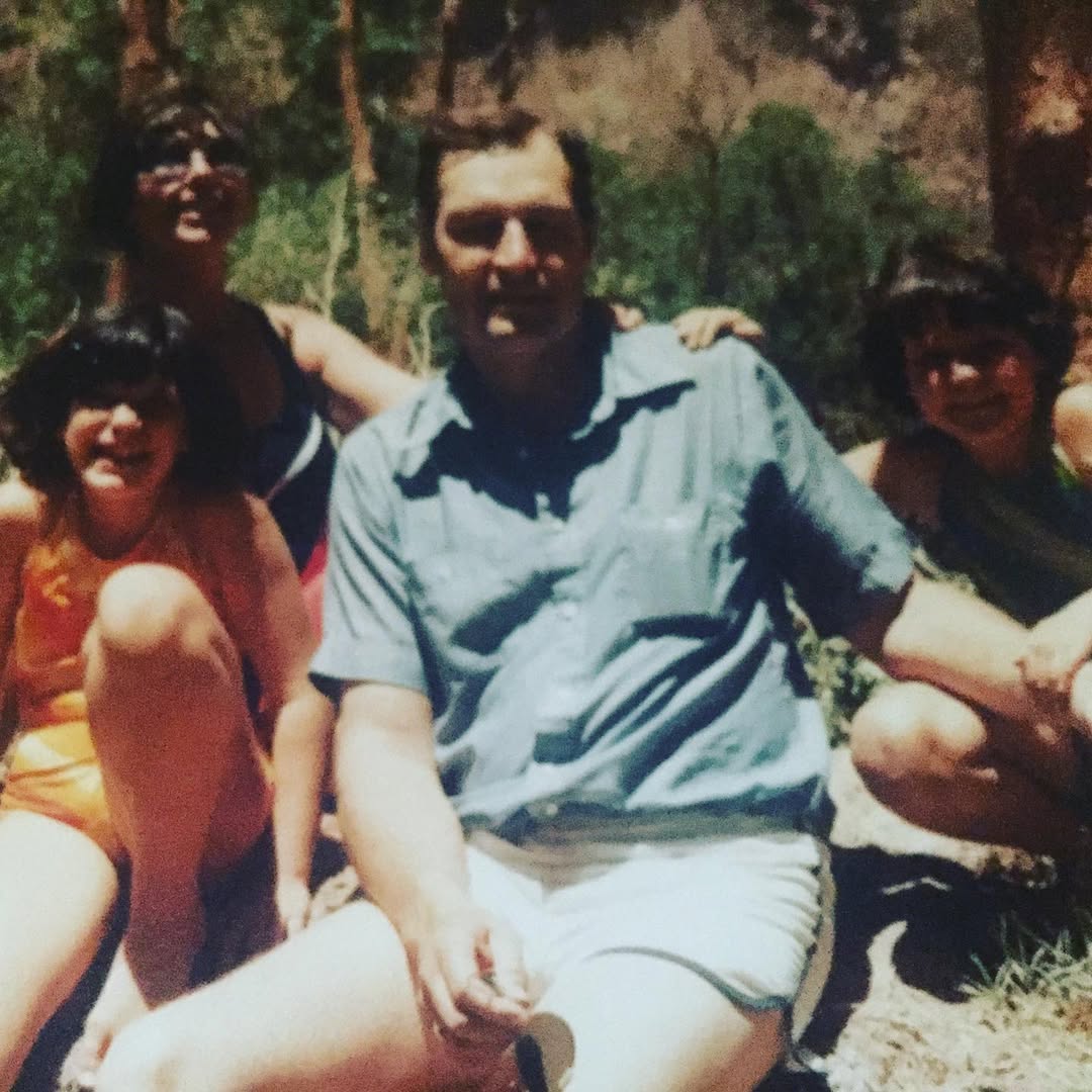 Charles Guthrie with his children | Source: Instagram/savannahguthrie