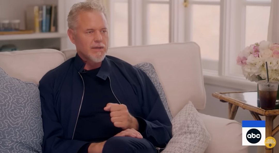 Eric Dane gestures with his right hand while discussing the progression of his ALS diagnosis during an interview with ABC News | Source: YouTube/GMA