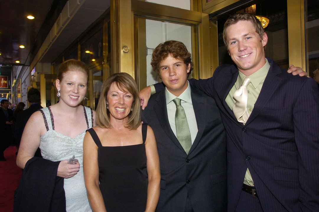 Martin Short&rsquo;s wife, Nancy Dolman, and their children, Katherine, Henry and Oliver Short, gather at the Bernard B. Jacobs Theatre on April 13, 2006. | Source: Getty Images