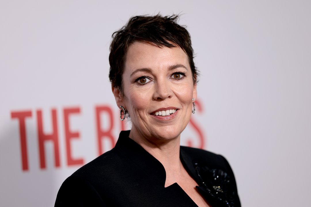 Olivia Colman attends Searchlight Pictures' 