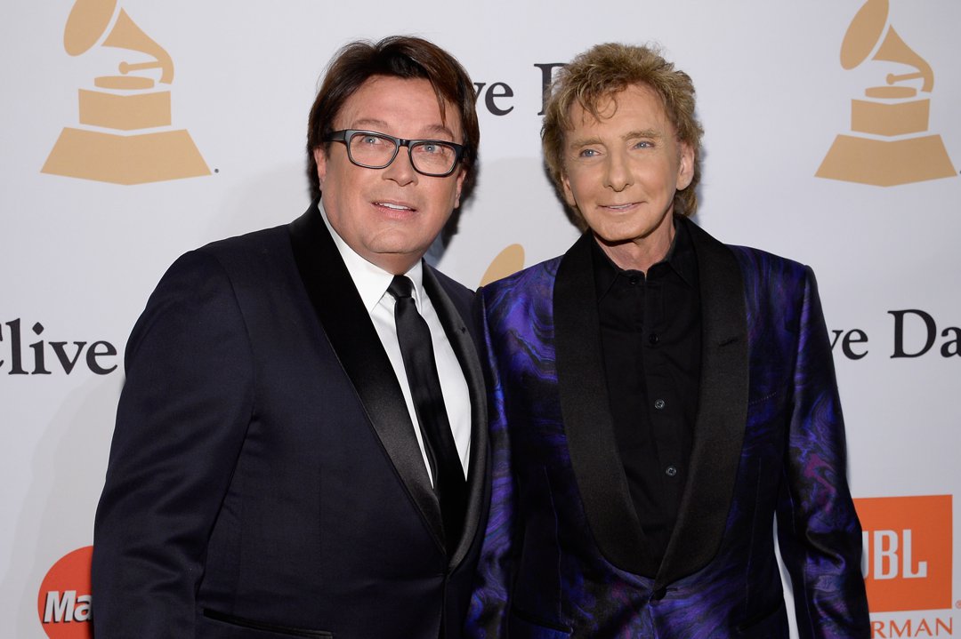 Garry Kief and Barry Manilow attend the 2016 Pre-GRAMMY Gala at The Beverly Hilton in California, on February 14, 2016. | Source: Getty Images
