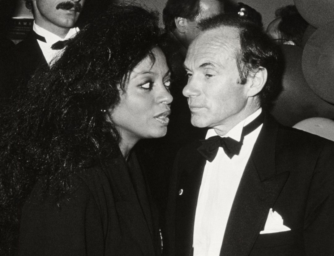 Arne Naess and Diana Ross during the Swifty Lazar Oscar Party at Spago on March 29, 1993, in West Hollywood, California | Source: Getty Images