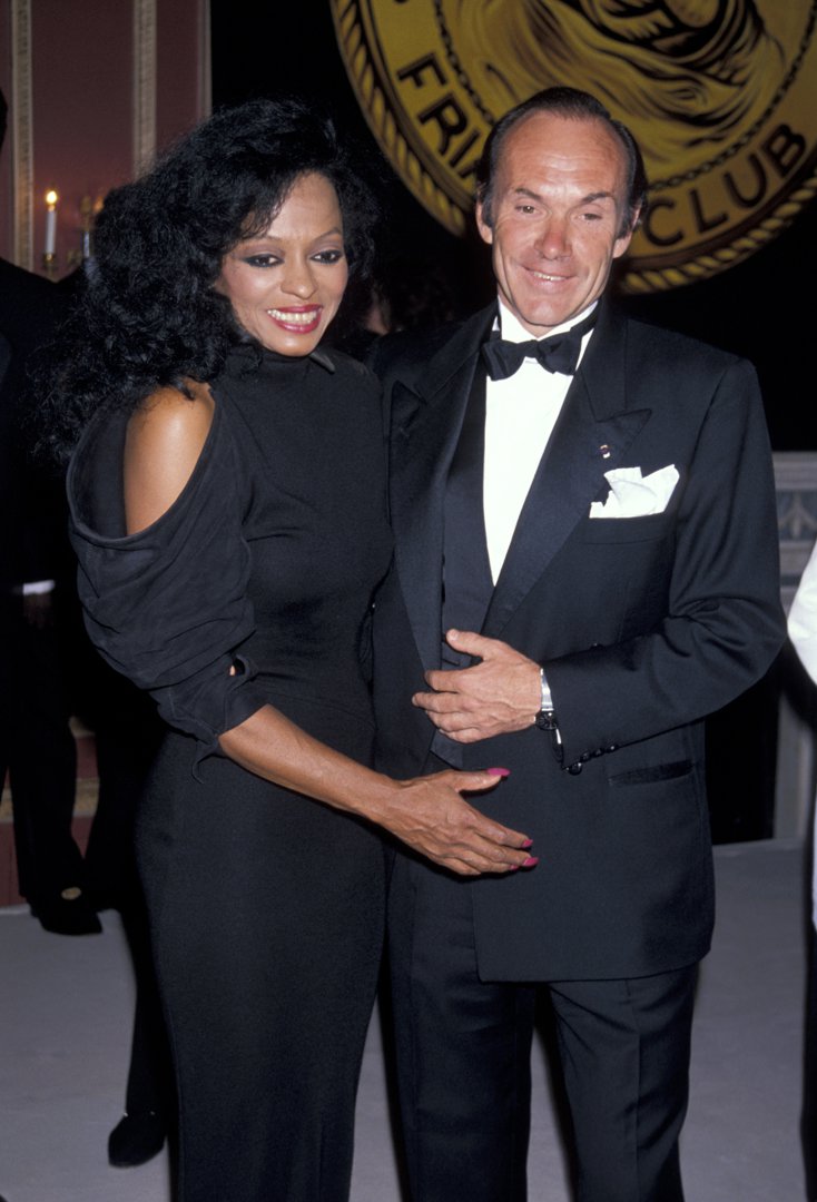 Diana Ross and Arne Naess attend the Friars Club Tribute To Diana Ross at Waldorf Astoria on June 2, 1990, in New York City, New York | Source: Getty Images