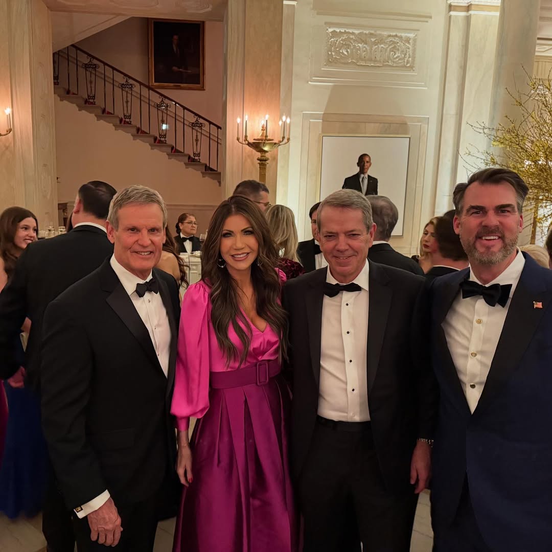 Kristi Noem poses with friends, dated February 24, 2025 | Source: Instagram/kristinoem