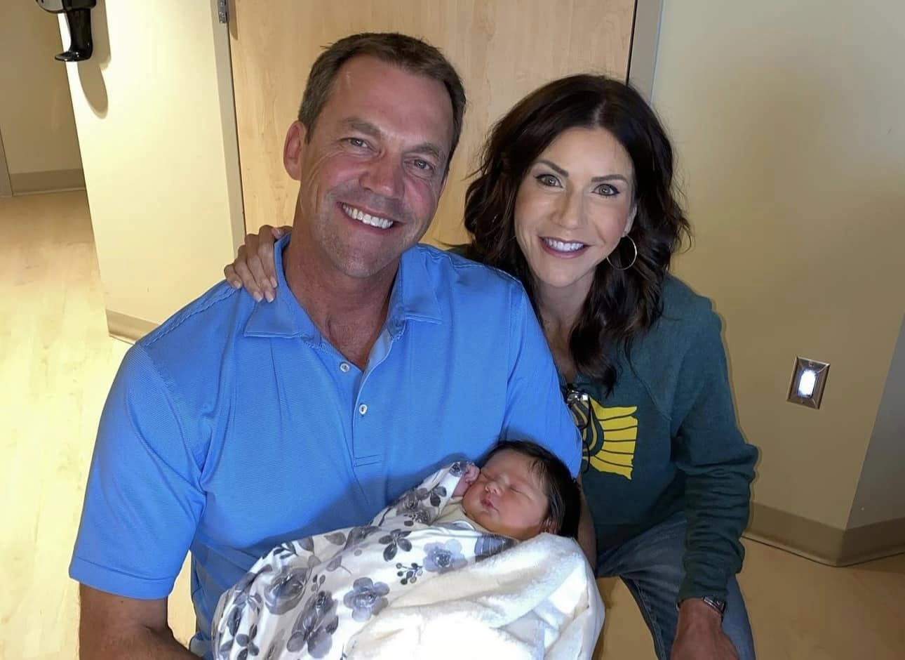 Bryon and Kristi Noem | Source: Facebook/fgbryonnoem
